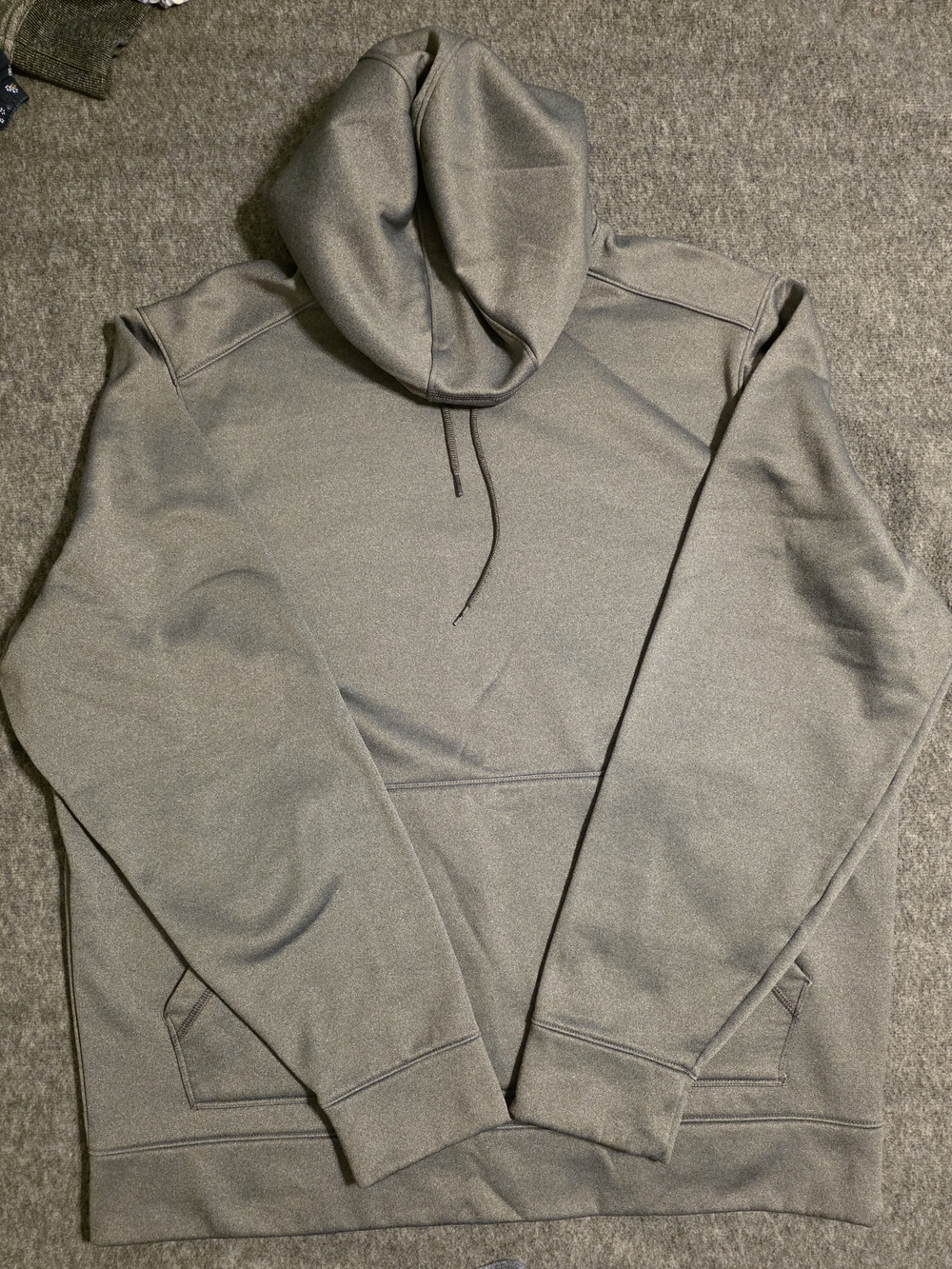 Under Armour Men's Gray Pullover Hoodie